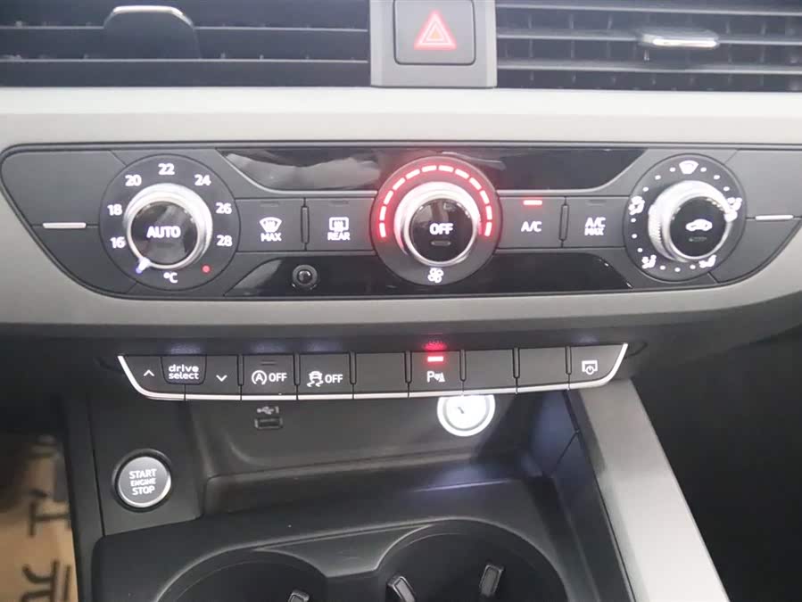 奥迪 奥迪A4L 2018 汽车图片 #10