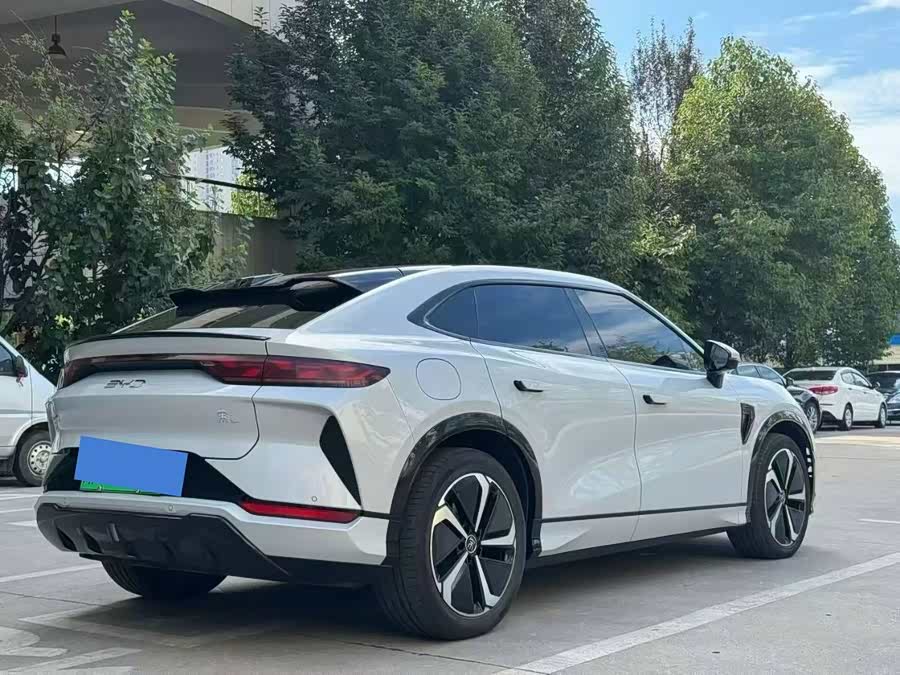 BYD SongL EV 2024 car image #10