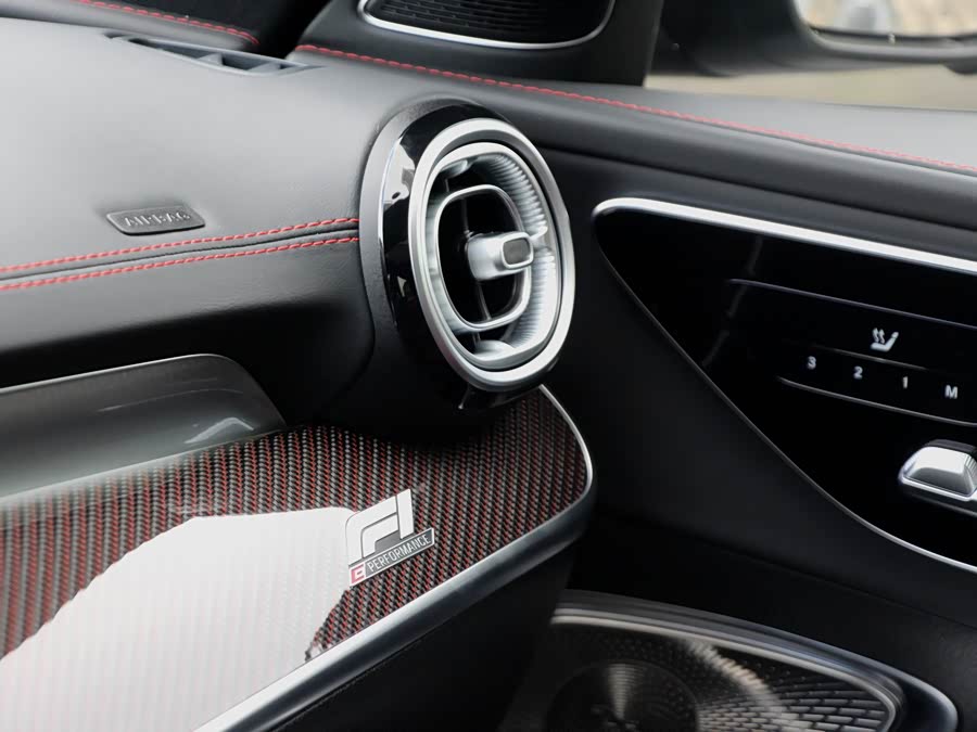 Mercedes-Benz C AMG New Energy 2024 изображение автомобиля #10