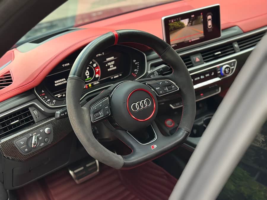 Audi S5 2019 car image #10