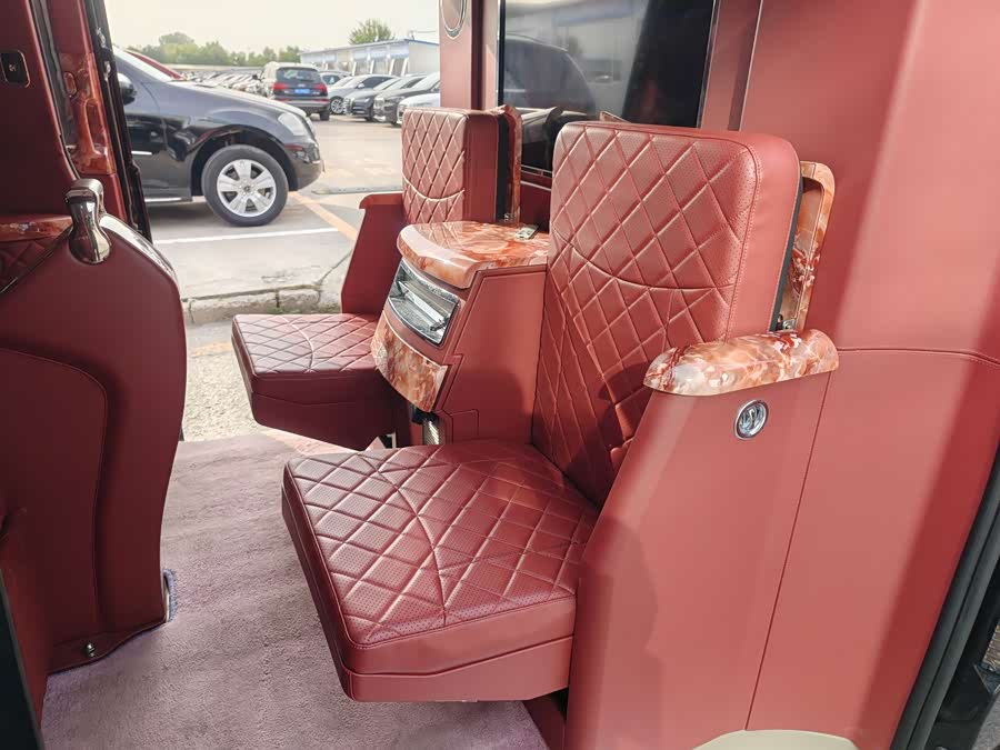 奔驰 唯雅诺 2016 汽车图片 #10