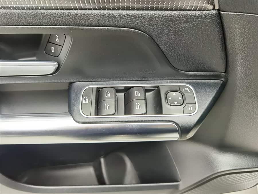 Mercedes-Benz B Class 2021 car image #10