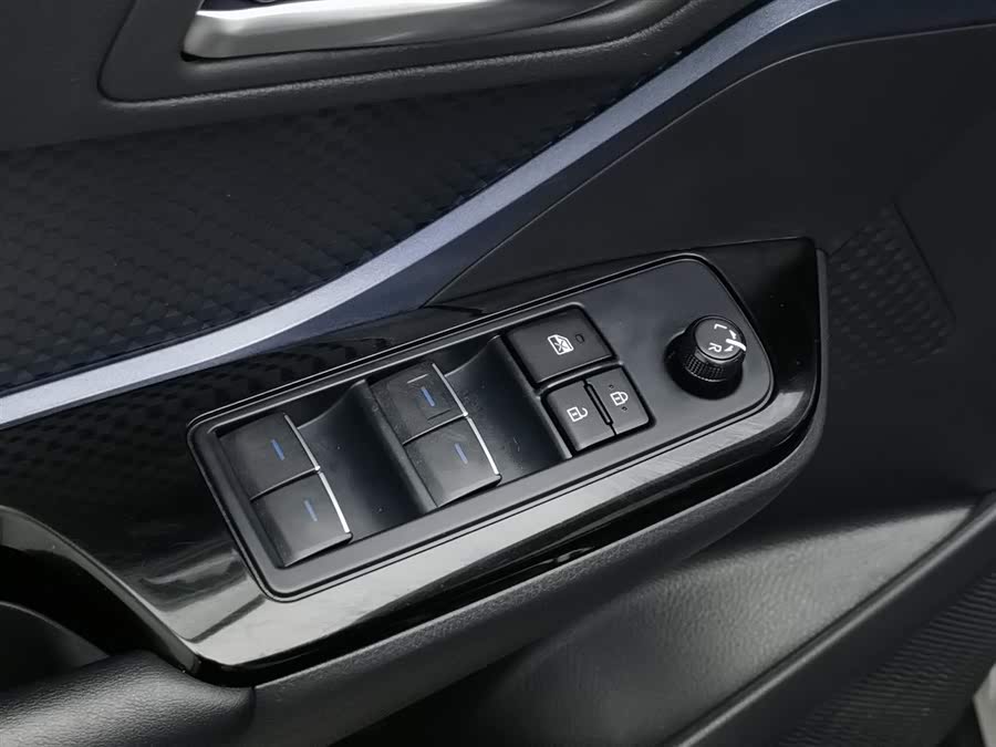 Toyota Izoa 2021 immagine di auto #10