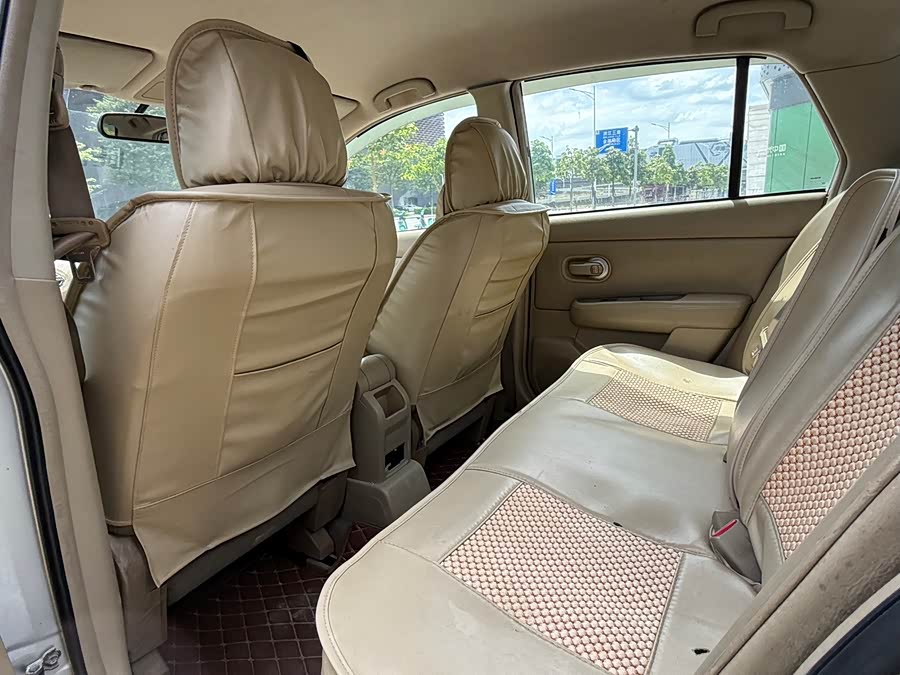 日产 颐达 2007 汽车图片 #10