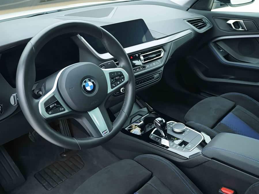 BMW 2 Series (Imported) 2024 immagine di auto #10