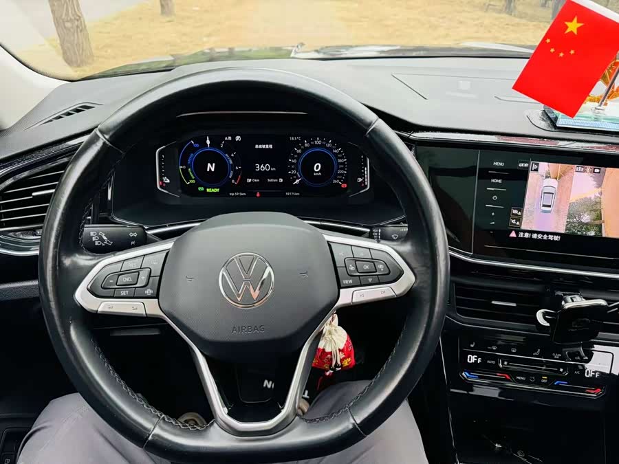 Volkswagen Tayron GTE 2021 car image #10