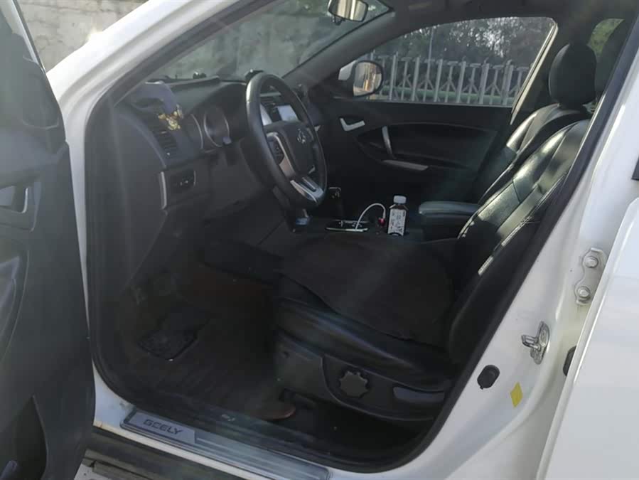 GEELY GX7 2014 car image #10