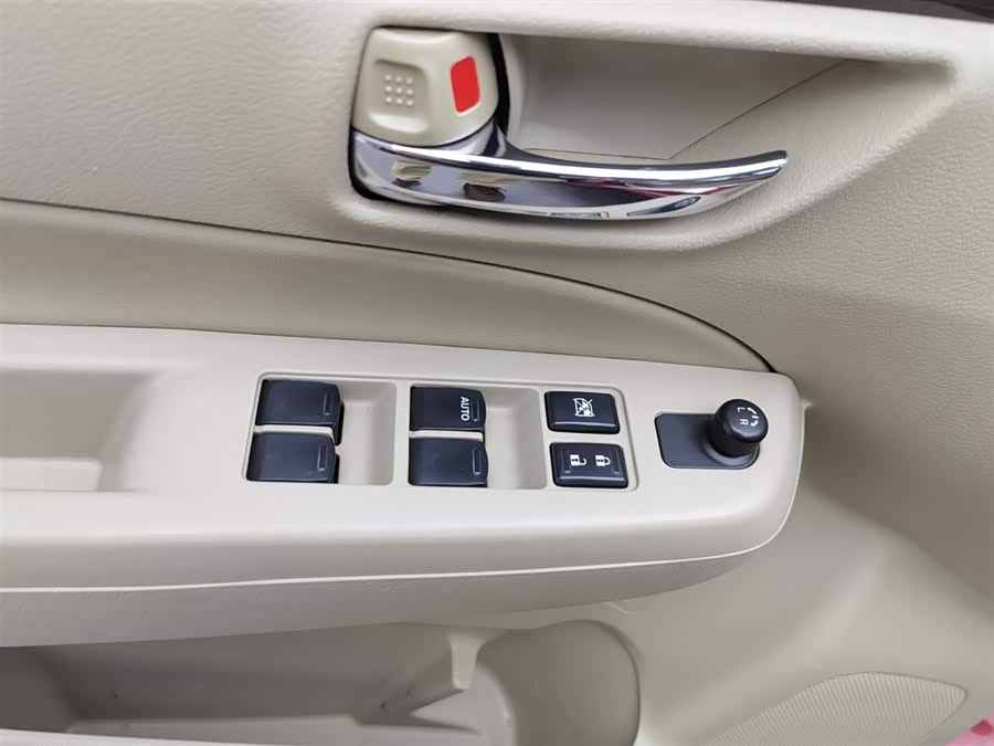 铃木 启悦 2015 汽车图片 #10