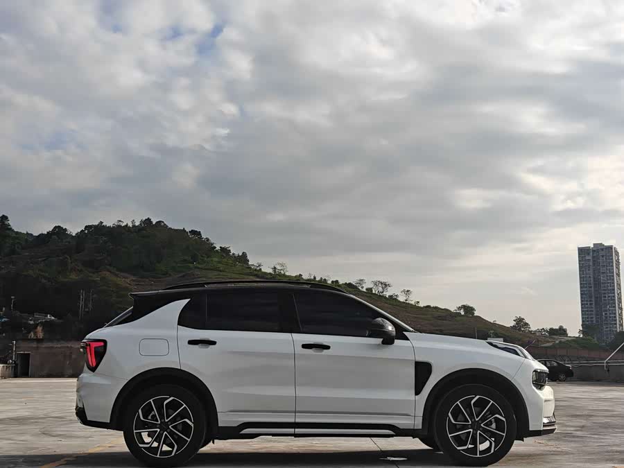 Lynk & Co 01 2022 image de voiture #10