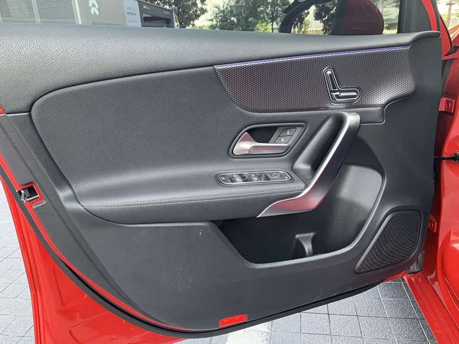 Mercedes-Benz A Class (Imported) 2020 immagine di auto #10