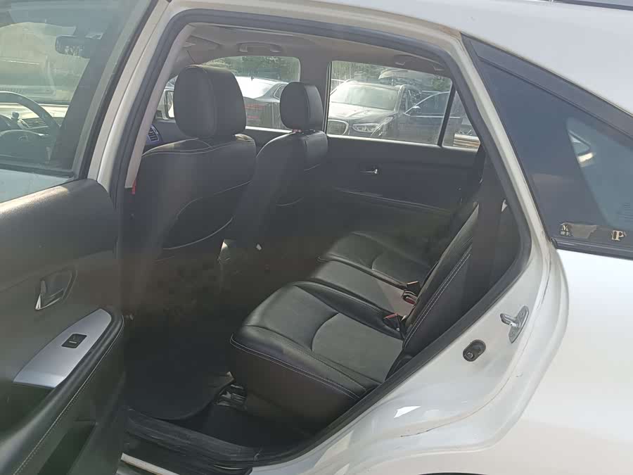 BYD S6 2015 #10 BYD S6 2015 car image #10