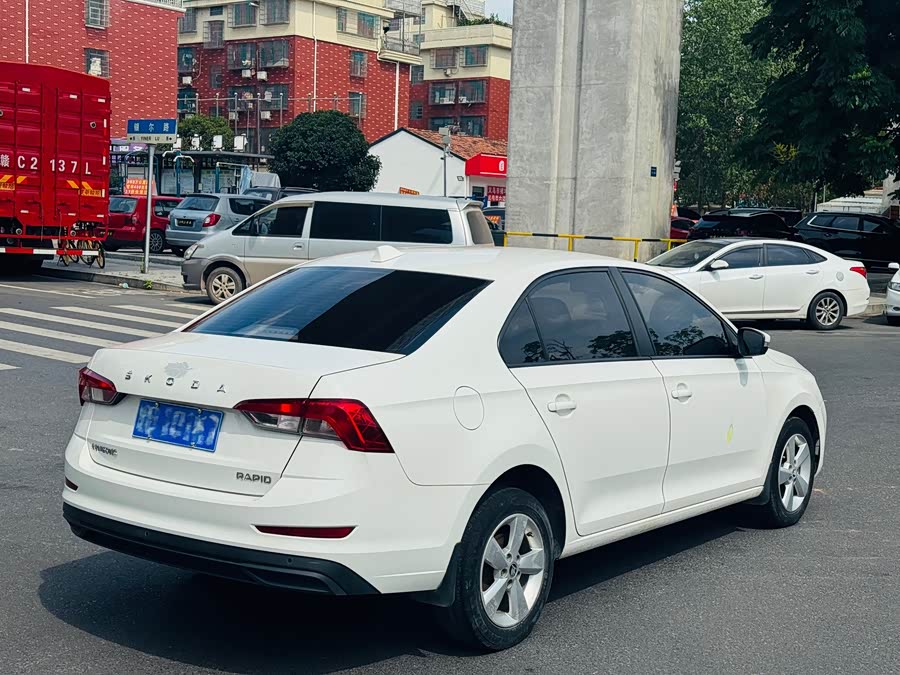 Skoda Rapid 2020 #10 Skoda Rapid 2020 car image #10