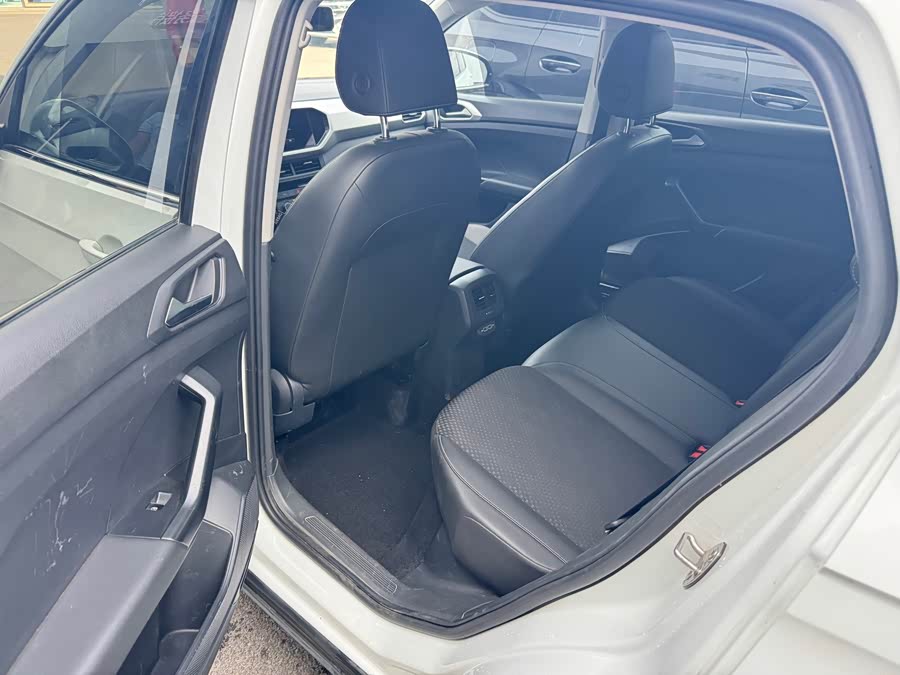 Volkswagen Tacqua 2023 car image #10