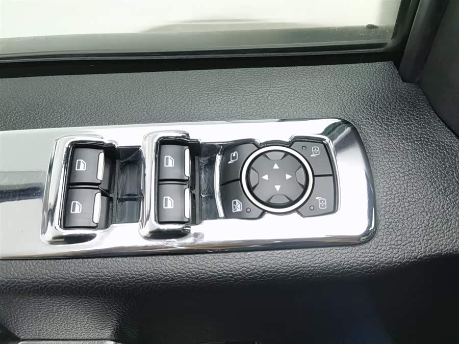 Ford F-150 Raptor 2018 car image #10