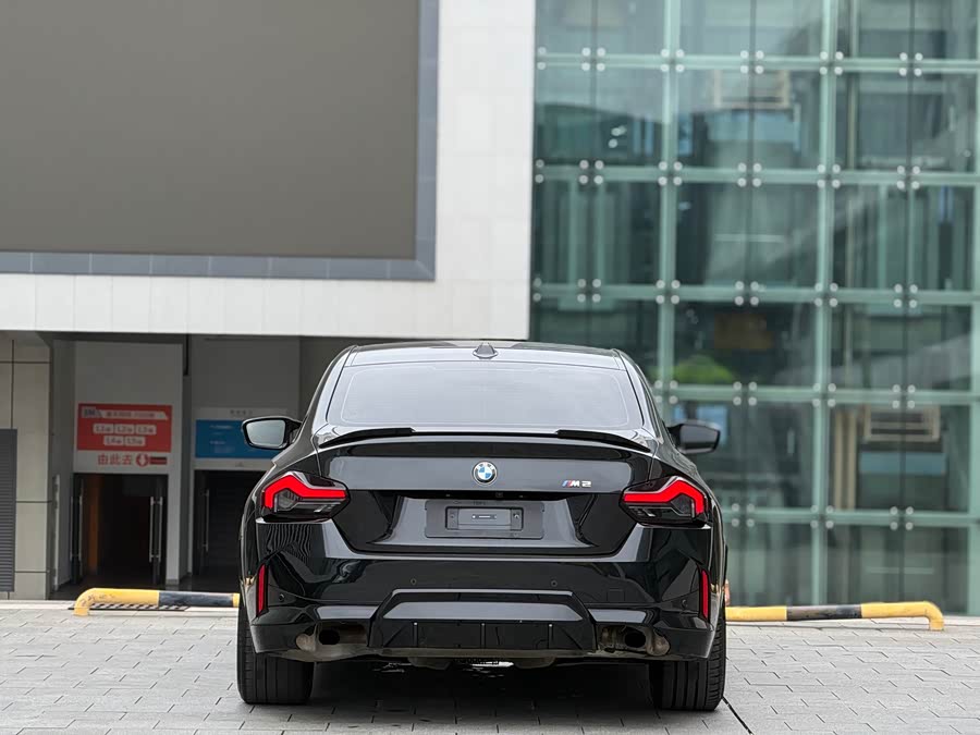 BMW M240i 2024 immagine di auto #10