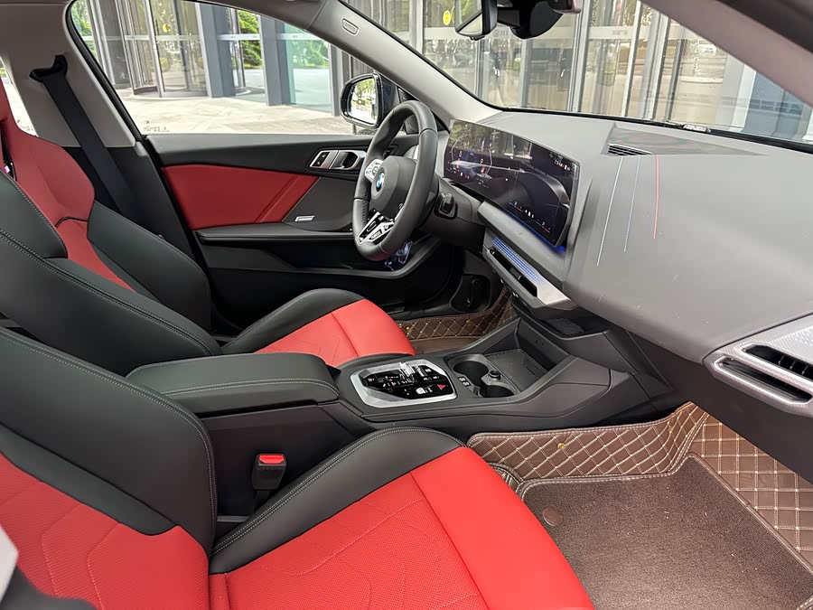 BMW 2 Series 2025 car image #10