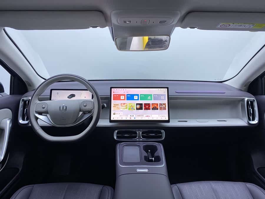 零跑汽车 零跑B01 2025 汽车图片 #10