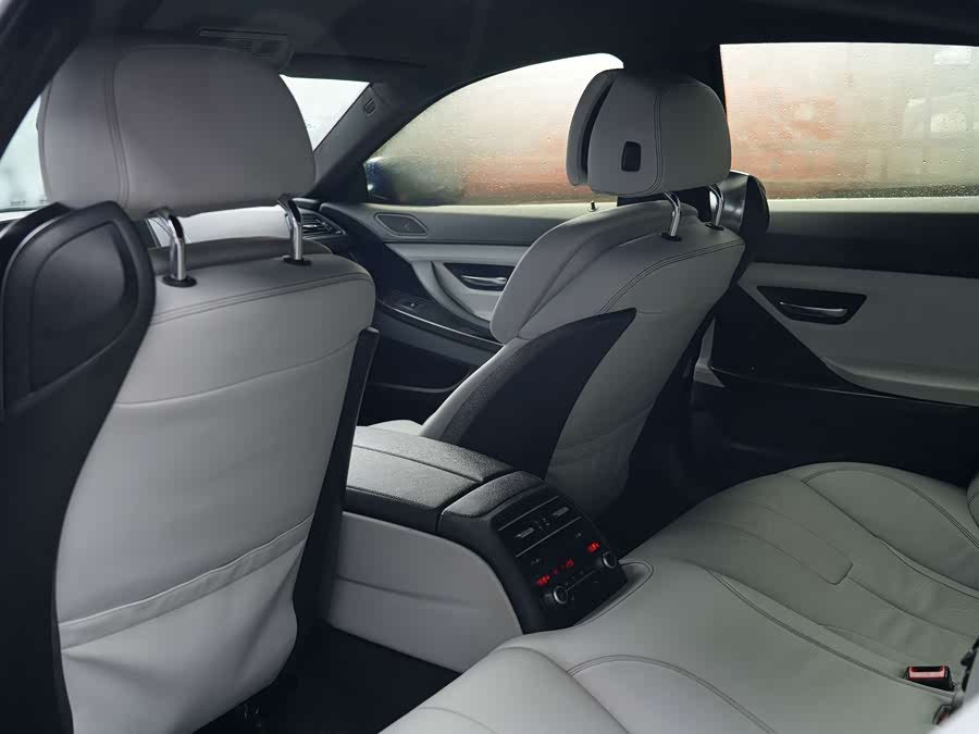 BMW M6 2015 изображение автомобиля #10