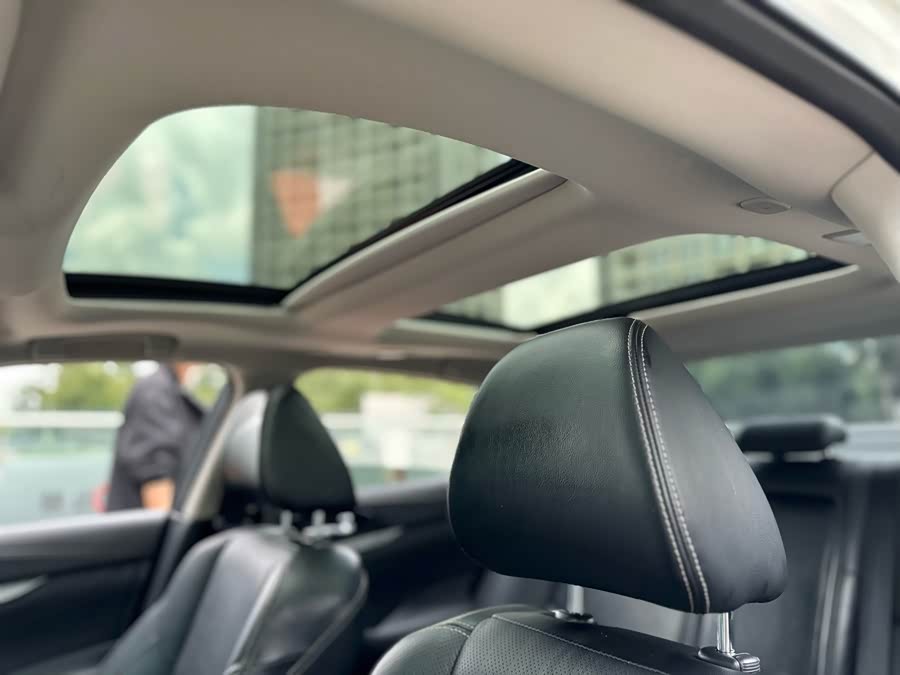 Nissan Maxima 2018 imagen de coche #10