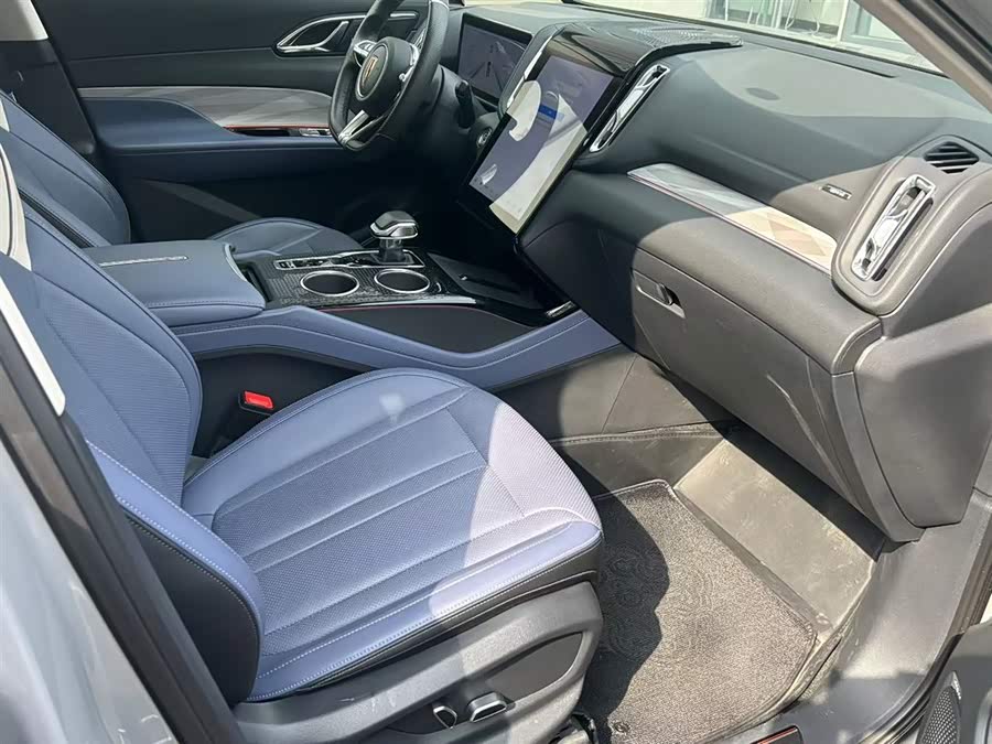 HongQi HS3 2023 car image #10