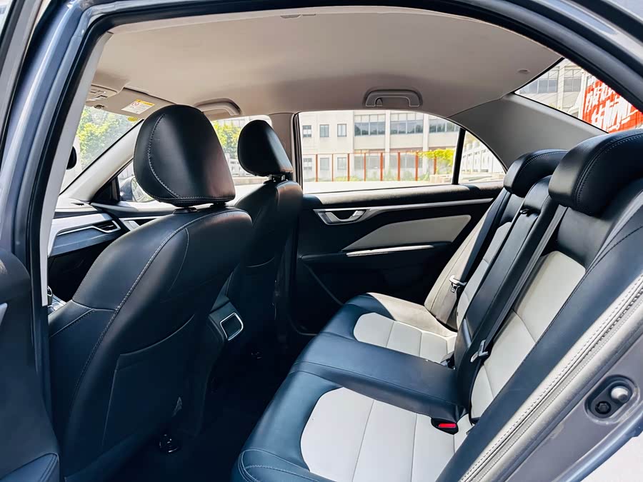 GEELY Vision 2019 car image #10