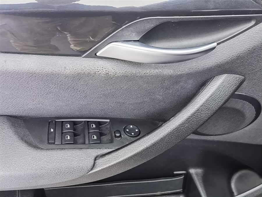 BMW X1 (Imported) 2012 #10 BMW X1 (Imported) 2012 صورة سيارة #10