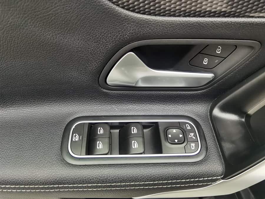 Mercedes-Benz A Class (Imported) 2020 #10 Mercedes-Benz A Class (Imported) 2020 car image #10