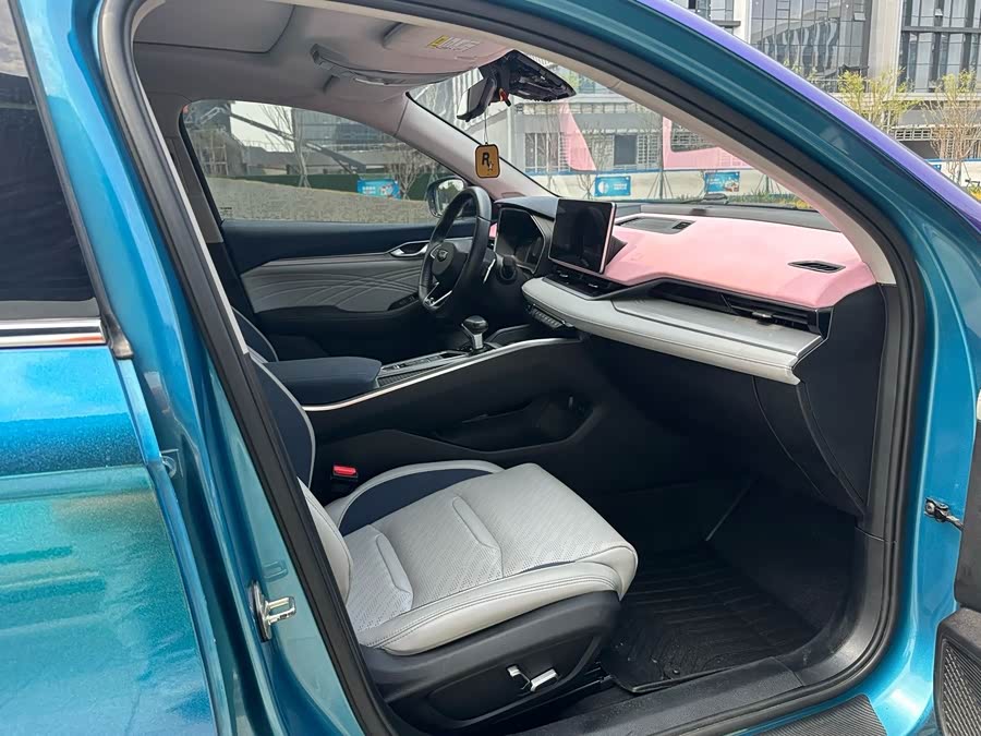 GEELY PrefaceL 2021 imagen de coche #10