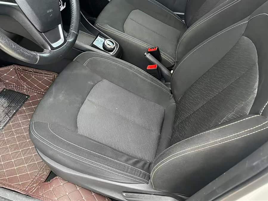 哪吒汽车 哪吒N01 2019 #10 哪吒汽车 哪吒N01 2019 汽车图片 #10