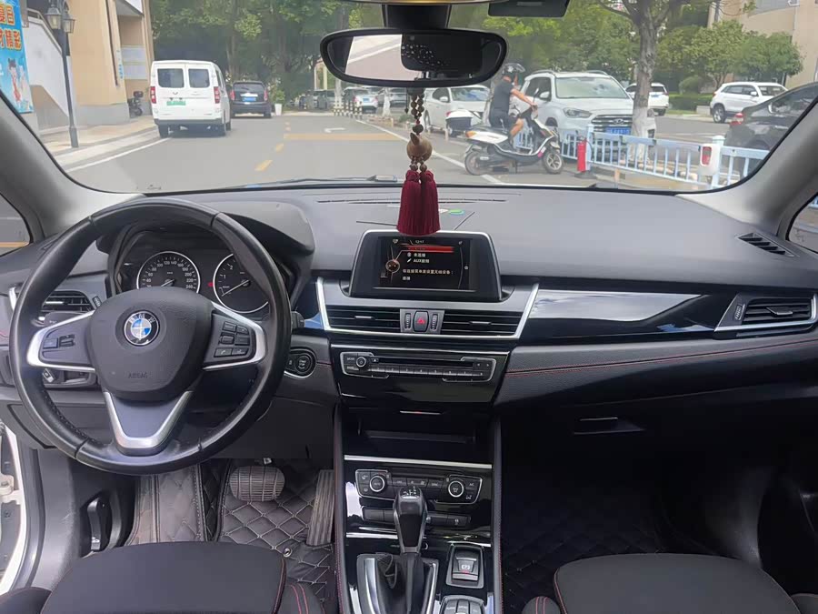 BMW 2 Series Tourer (Imported) 2015 immagine di auto #10