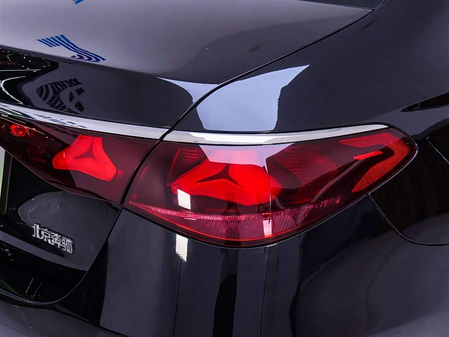 Mercedes-Benz E Class New Energy 2024 car image #10