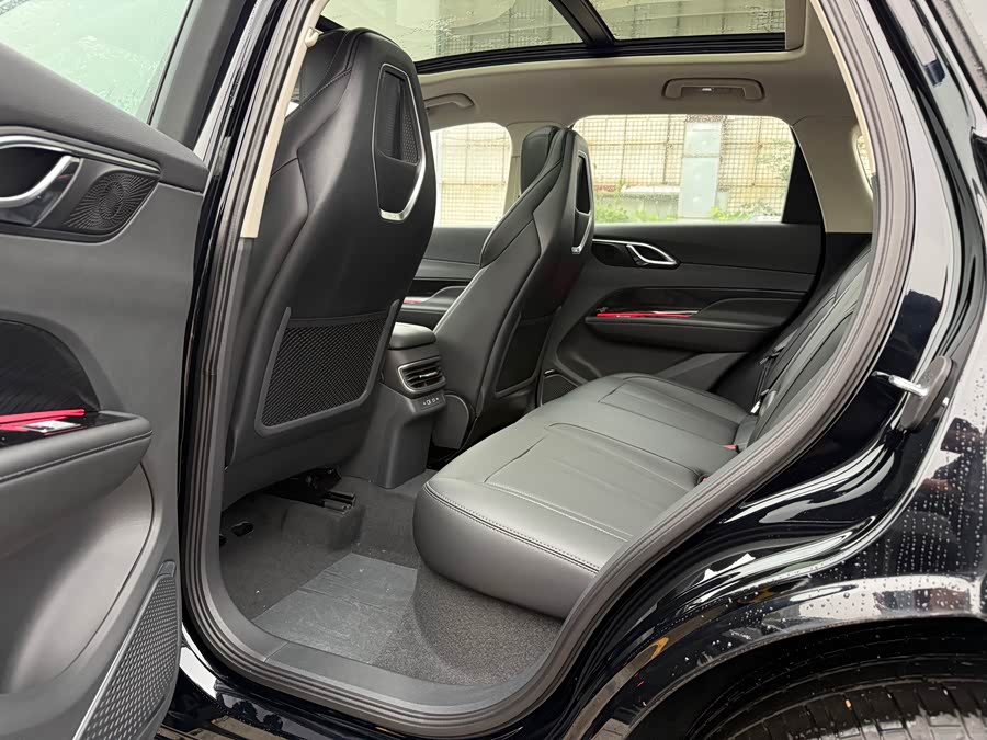 HongQi HS3 PHEV 2025 #10 HongQi HS3 PHEV 2025 car image #10