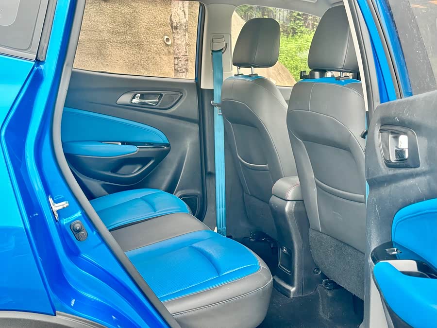 Changan CS15 2016 #10 Changan CS15 2016 صورة سيارة #10