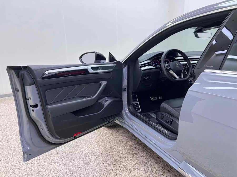 Volkswagen CC (FAW-Volkswagen) 2024 car image #10