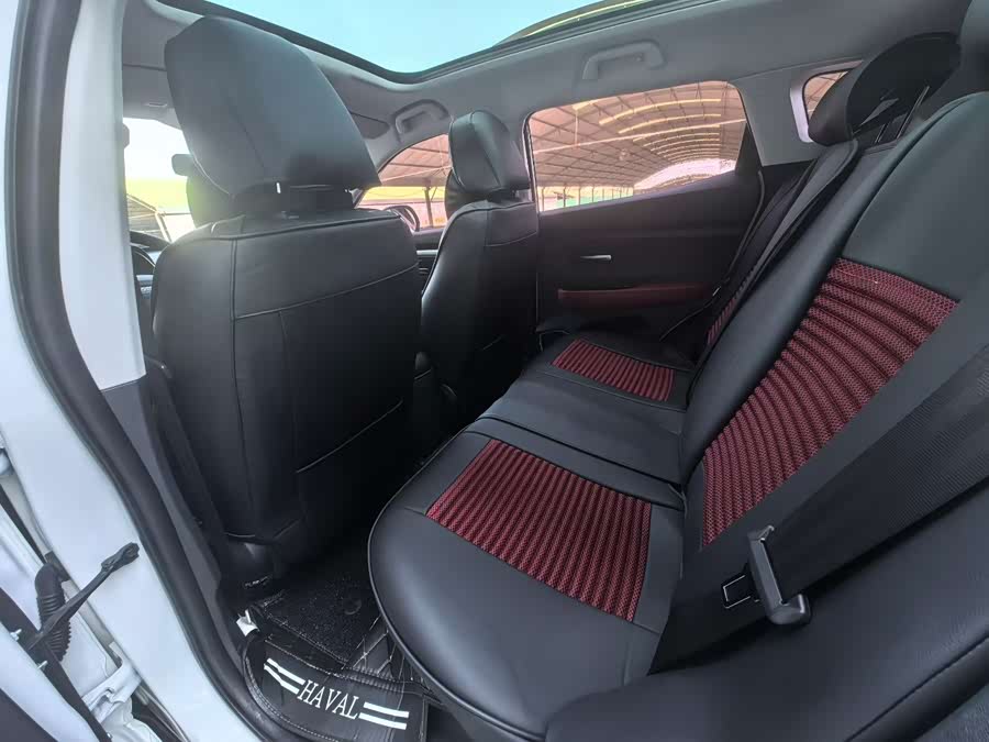 Haval H2s 2017 car image #10