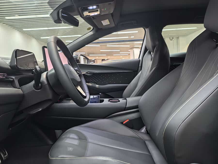 Volkswagen ID.UNYX 06 2024 image de voiture #10