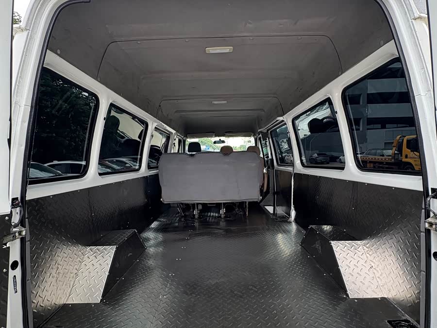 Ford Transit Classic 2016 car image #10