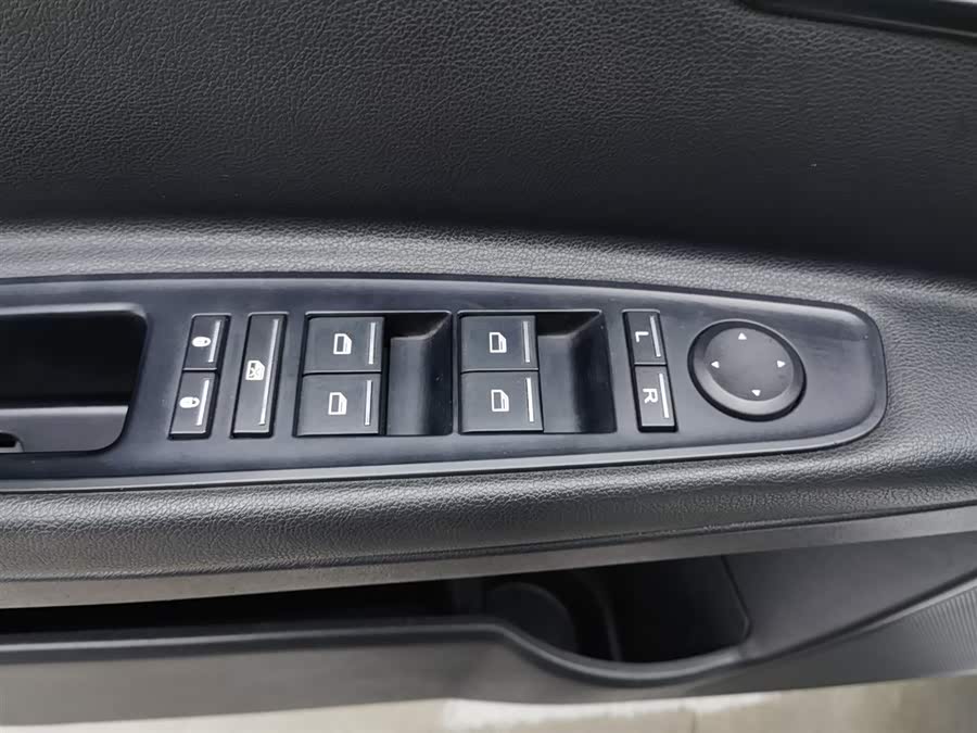 Roewe 350 2015 imagen de coche #10