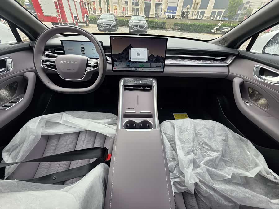 Roewe M7 DMH 2025 изображение автомобиля #10