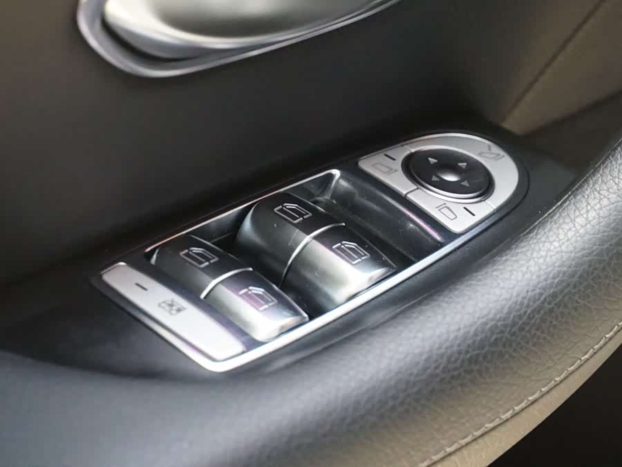 Mercedes-Benz CLS Class 2019 immagine di auto #10