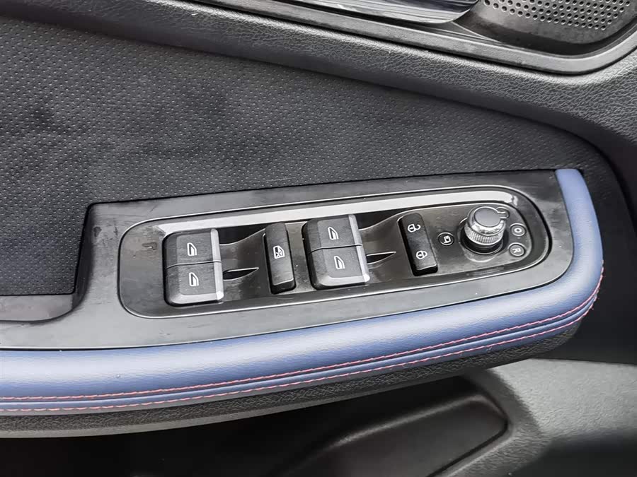 SWM斯威汽车 SWM斯威G05 2021 汽车图片 #10