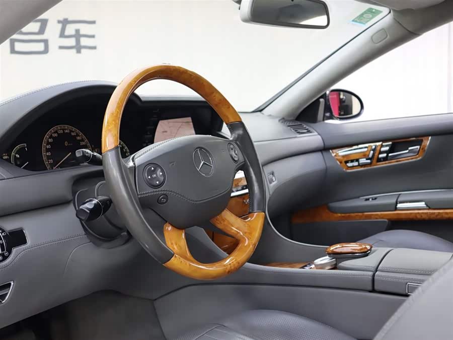 Mercedes-Benz CL Class 2009 car image #10