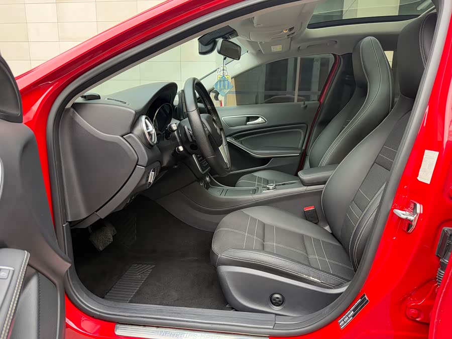 Mercedes-Benz GLA Class (Imported) 2014 #10 Mercedes-Benz GLA Class (Imported) 2014 car image #10