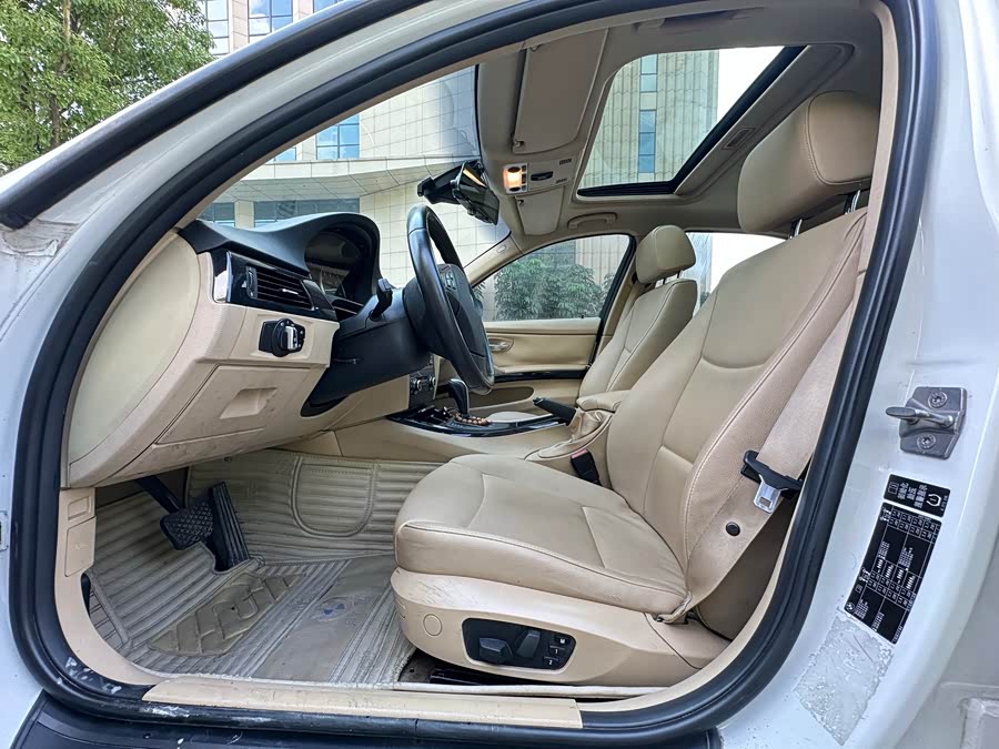 BMW 3 Series (Imported) 2012 изображение автомобиля #10