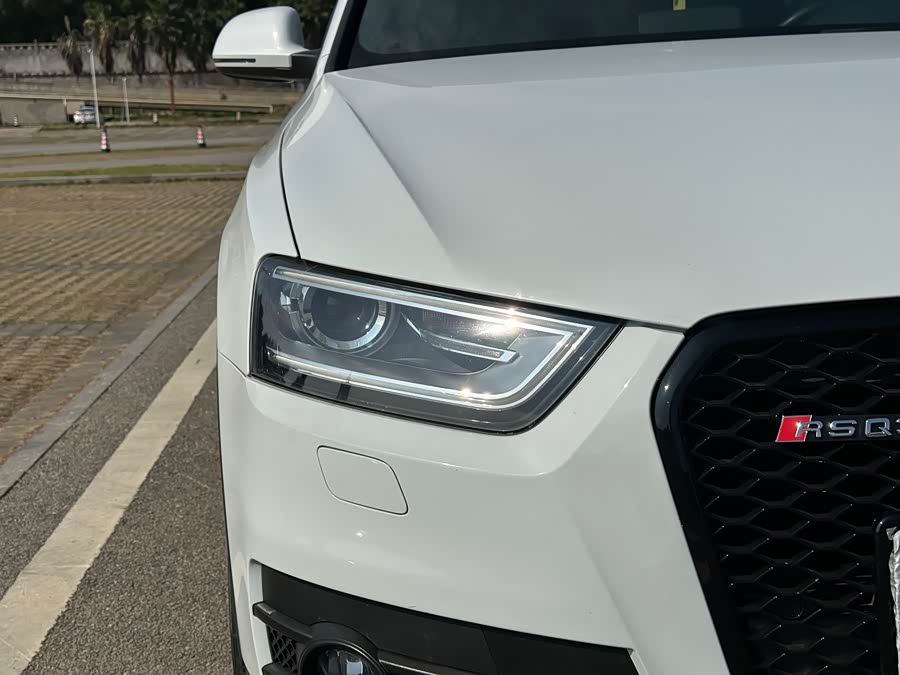 Audi Q3 2015 صورة سيارة #10