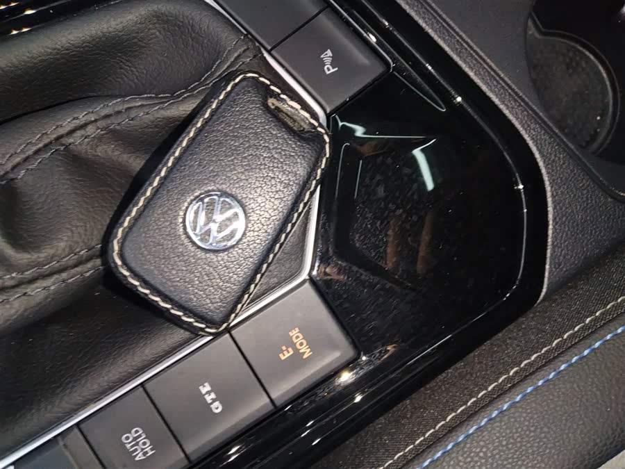 Volkswagen Tayron GTE 2022 #10 Volkswagen Tayron GTE 2022 car image #10