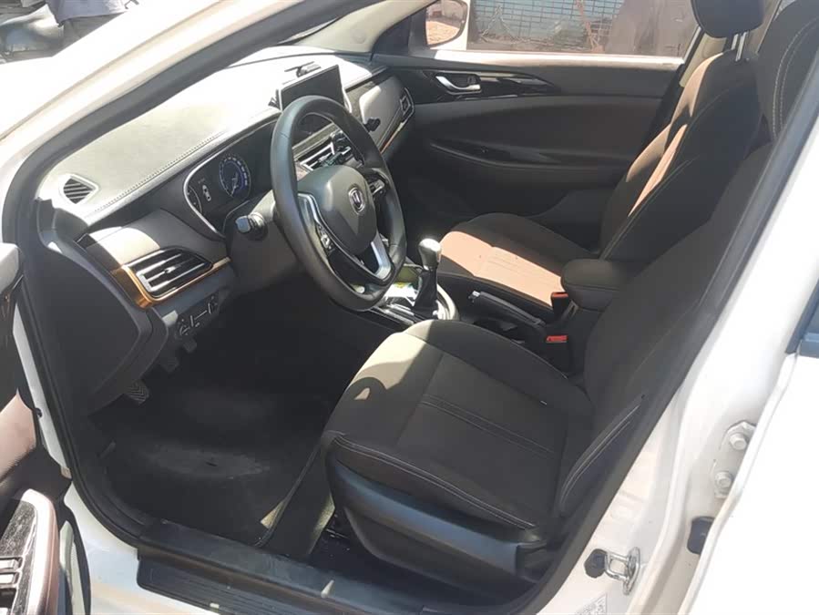 Changan Eado DT 2018 #10 Changan Eado DT 2018 car image #10