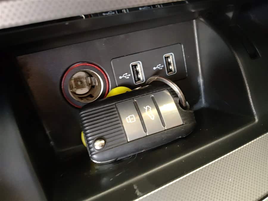 MG 6 New Energy 2018 car image #10