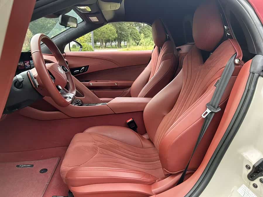 MG Cyberster car image #10