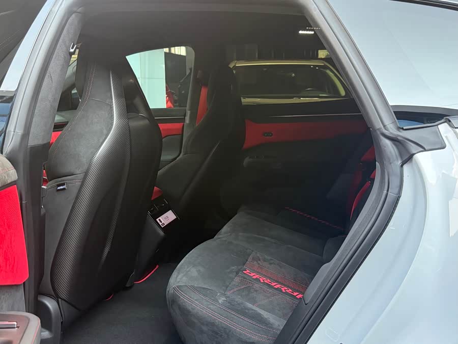 Zeekr 001 FR 2023 изображение автомобиля #10